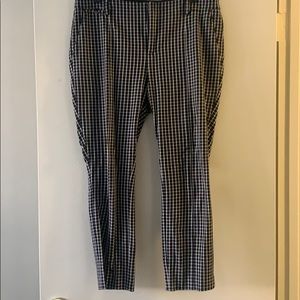 Anthropologie essential slim cropped pant